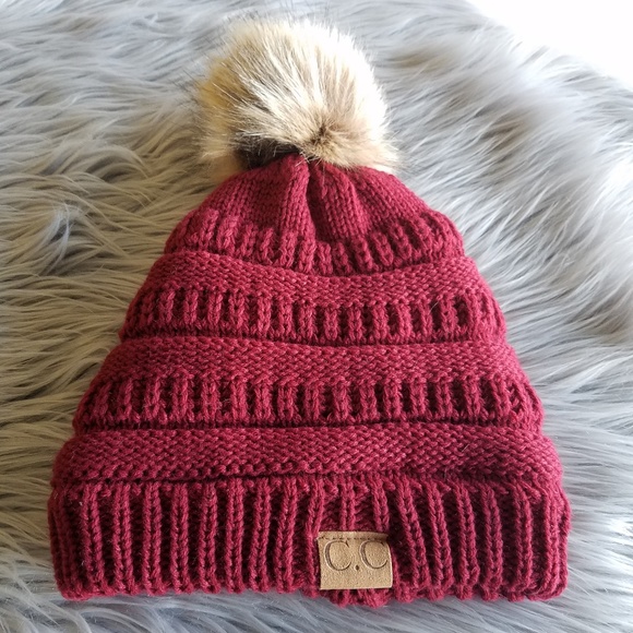 Last 1! 💖 CC Pom Pom Knit Beanie Hat - Picture 2 of 3
